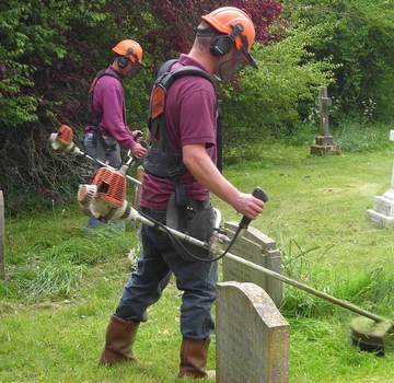 Grass Strimming, Cutting and Maintenance