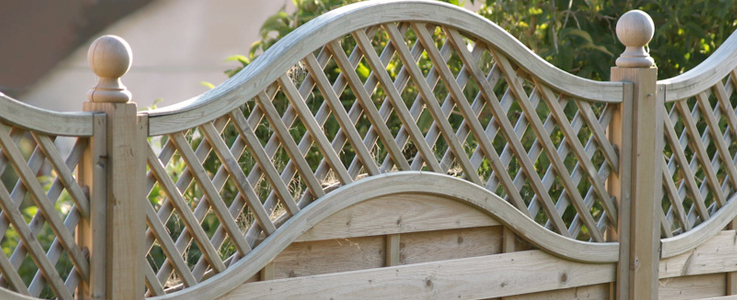 Fencing Repairs and Fence Panel Installation in Burnham on Sea, Weston Super Mare and Bridgwater